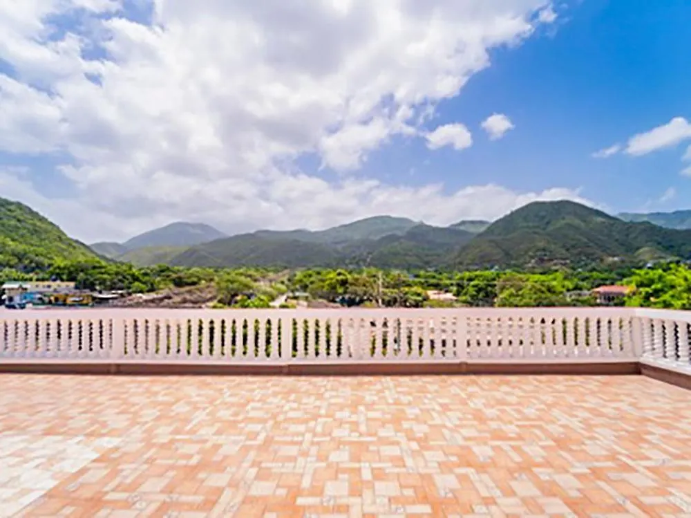 Hotel Sgr Near The Sea Bull Bay