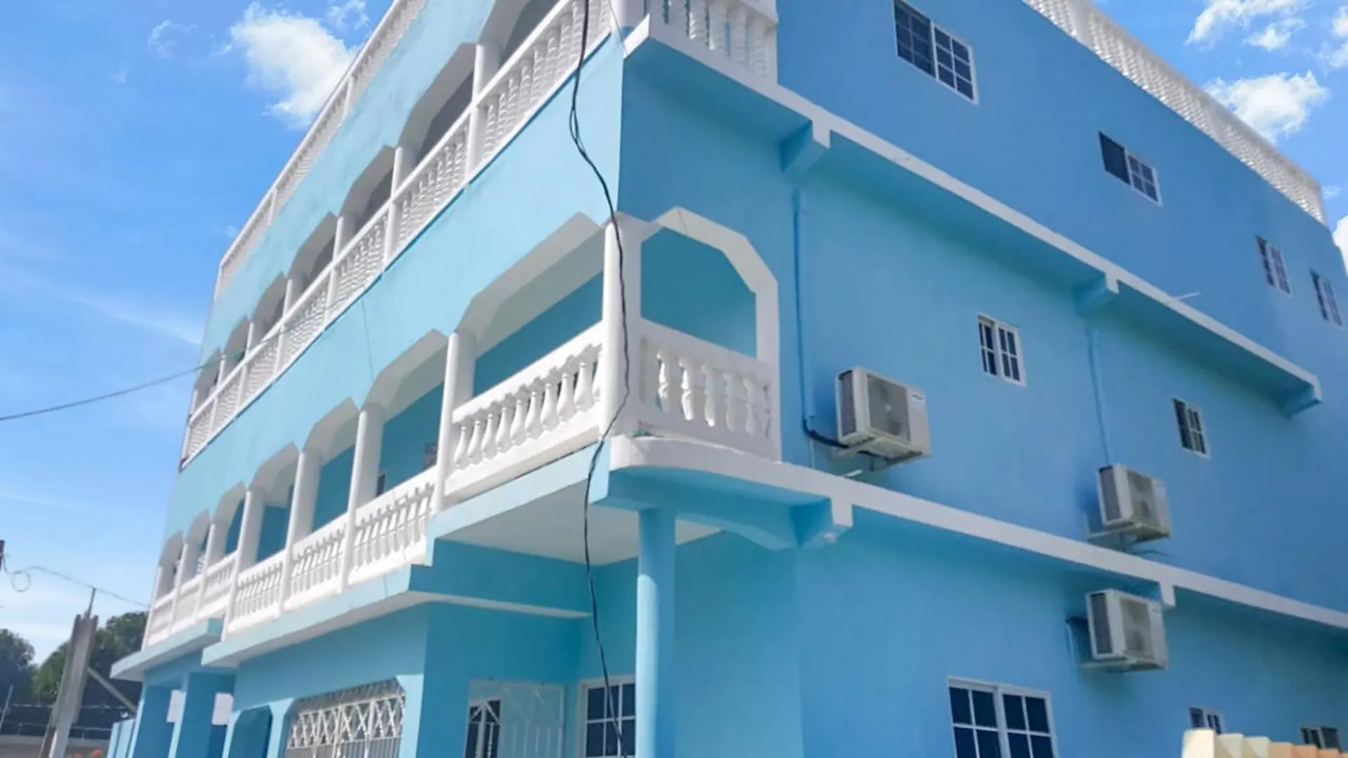Sgr Near The Sea Hotel Bull Bay